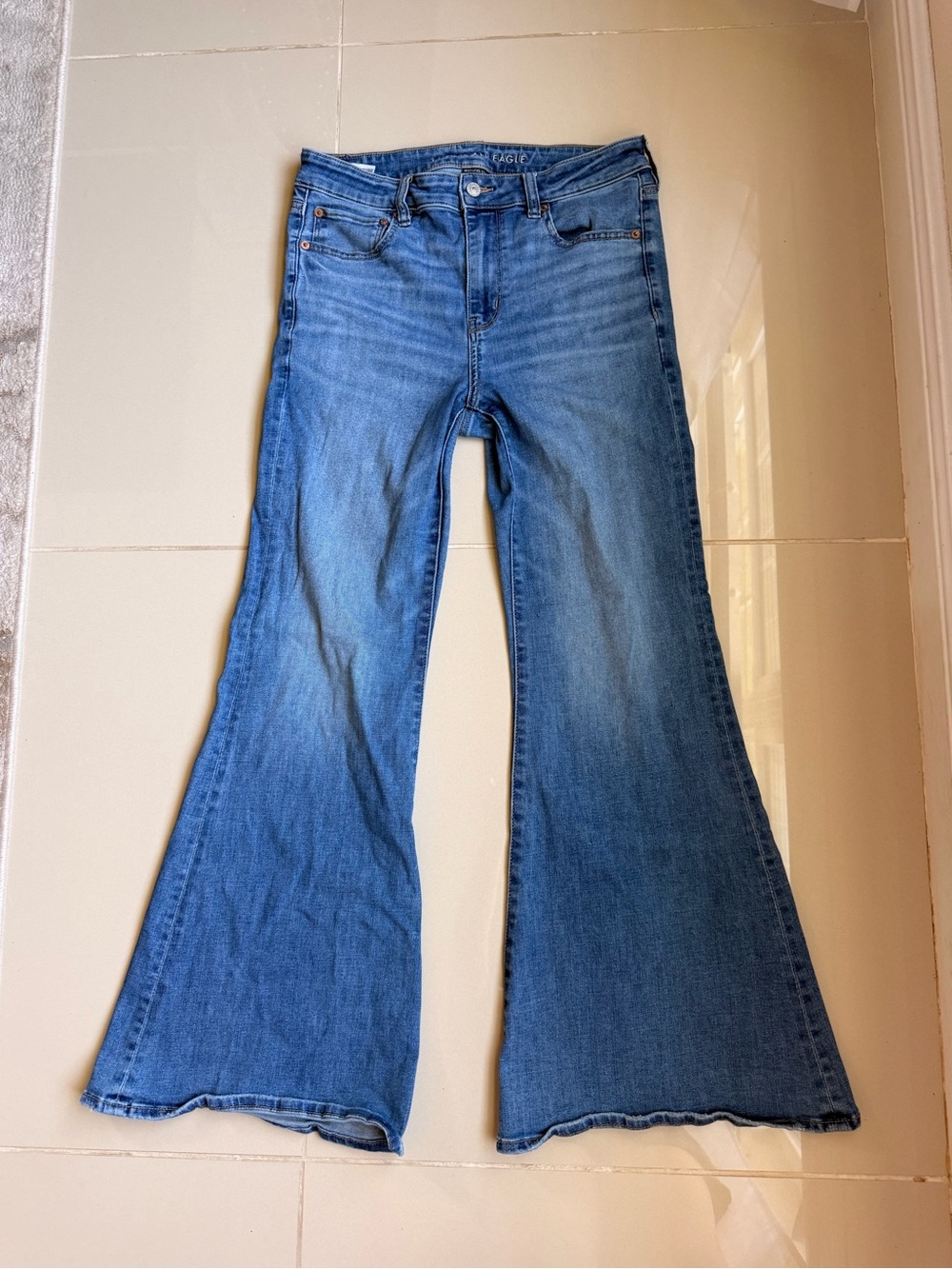 American Eagle Womens 12 Regular Next Level Stretch Super High Rise Flare Jeans